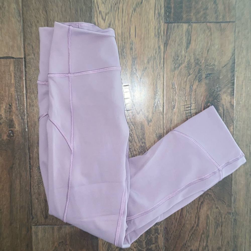 Super cute purple Lululemon leggings *rare color*